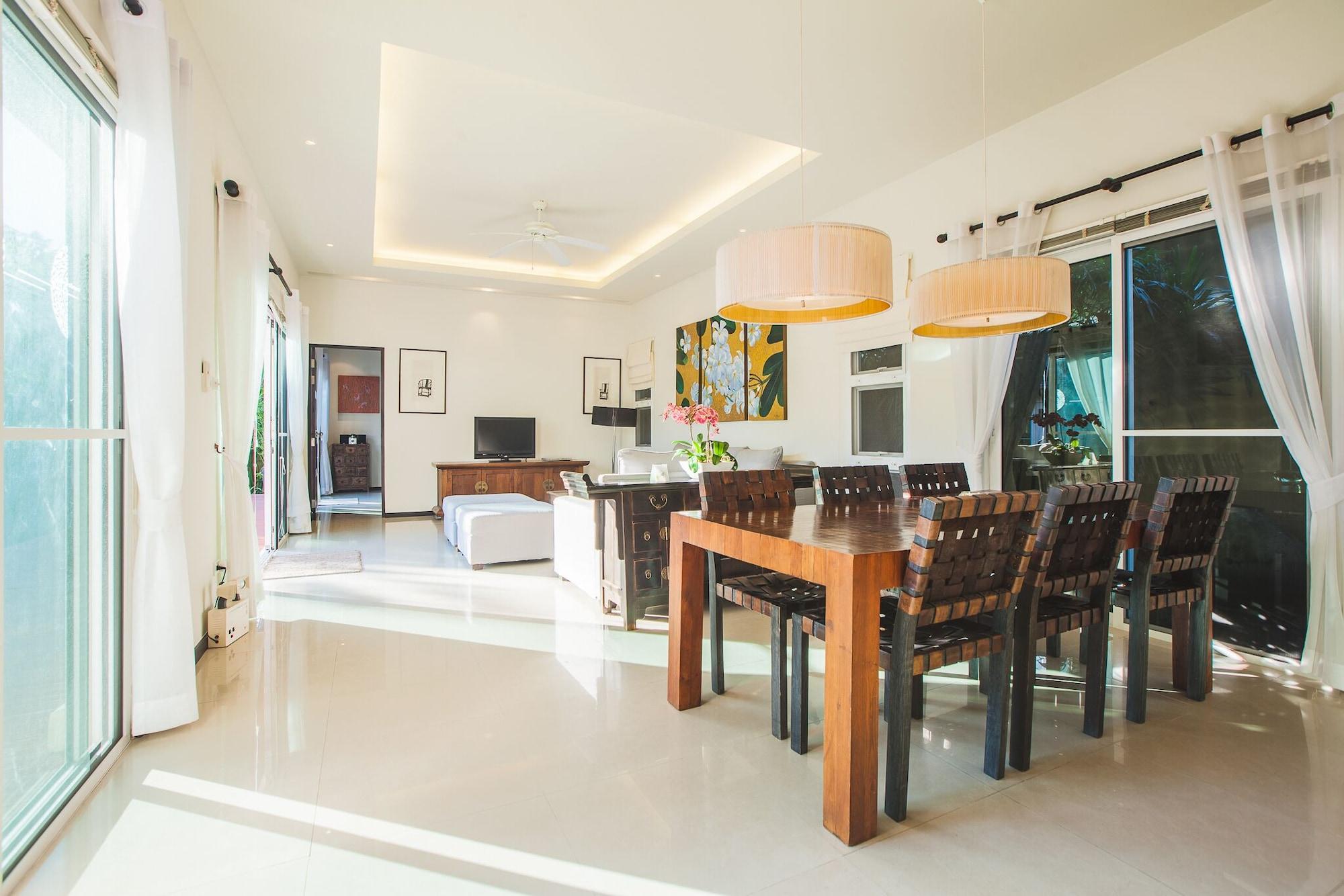 Two Villas Holiday Oriental Style Layan Beach Phuket Buitenkant foto