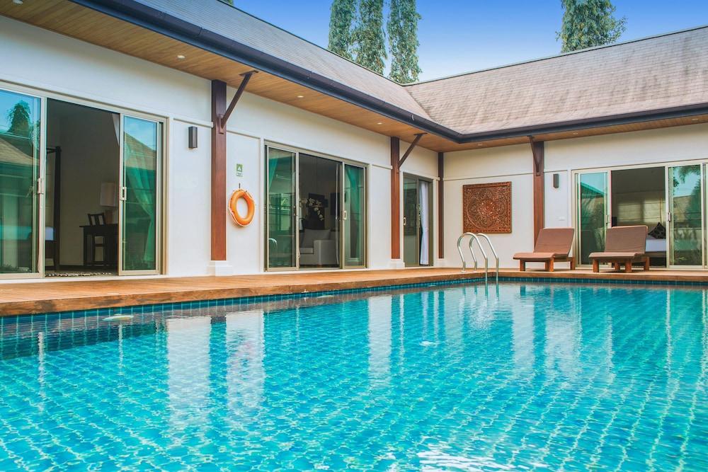 Two Villas Holiday Oriental Style Layan Beach Phuket Buitenkant foto