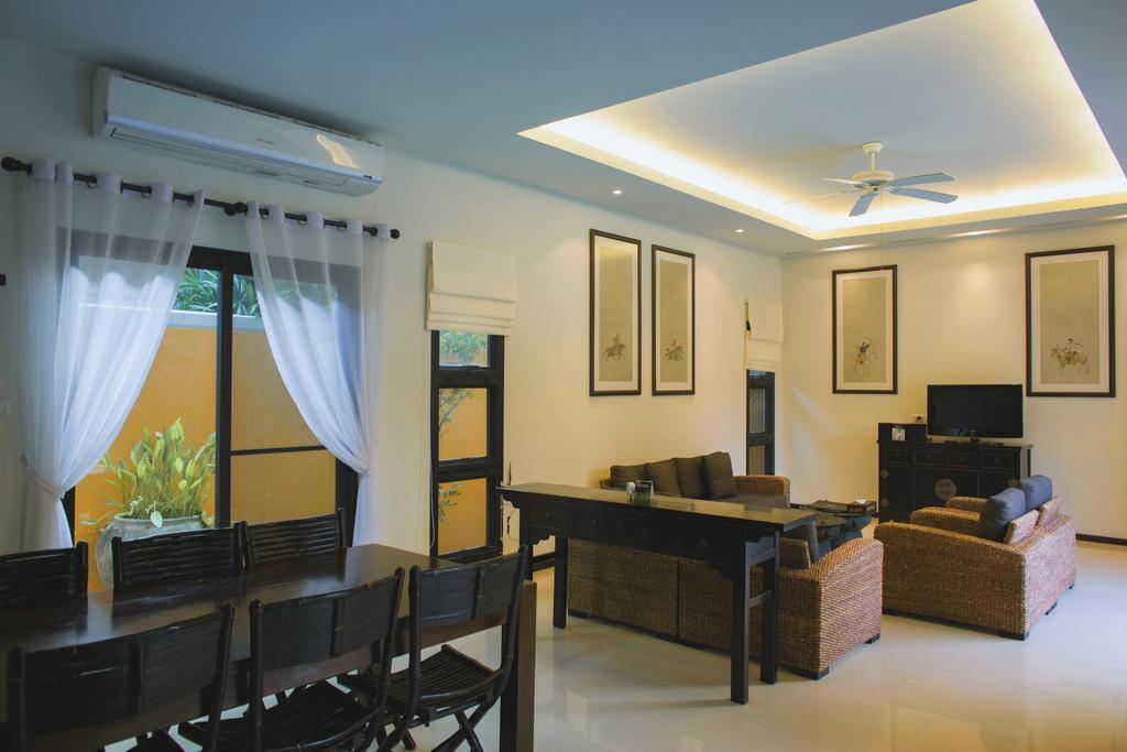Two Villas Holiday Oriental Style Layan Beach Phuket Buitenkant foto
