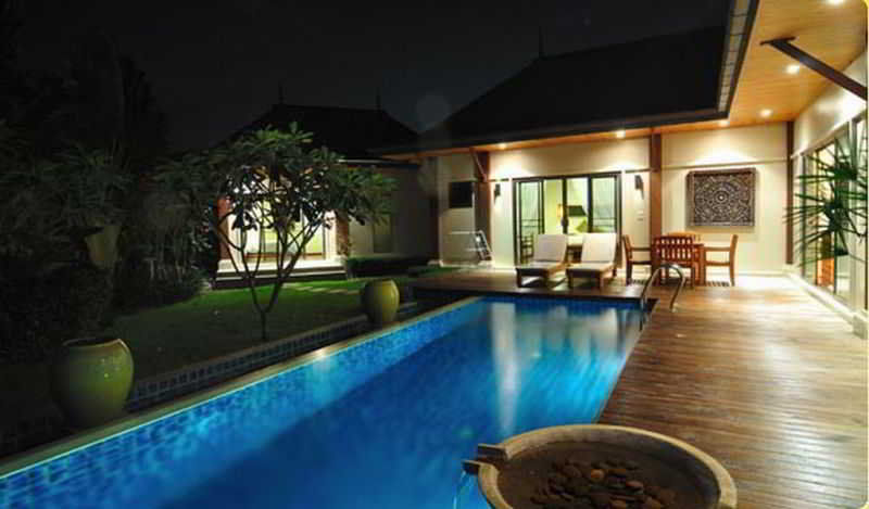 Two Villas Holiday Oriental Style Layan Beach Phuket Buitenkant foto