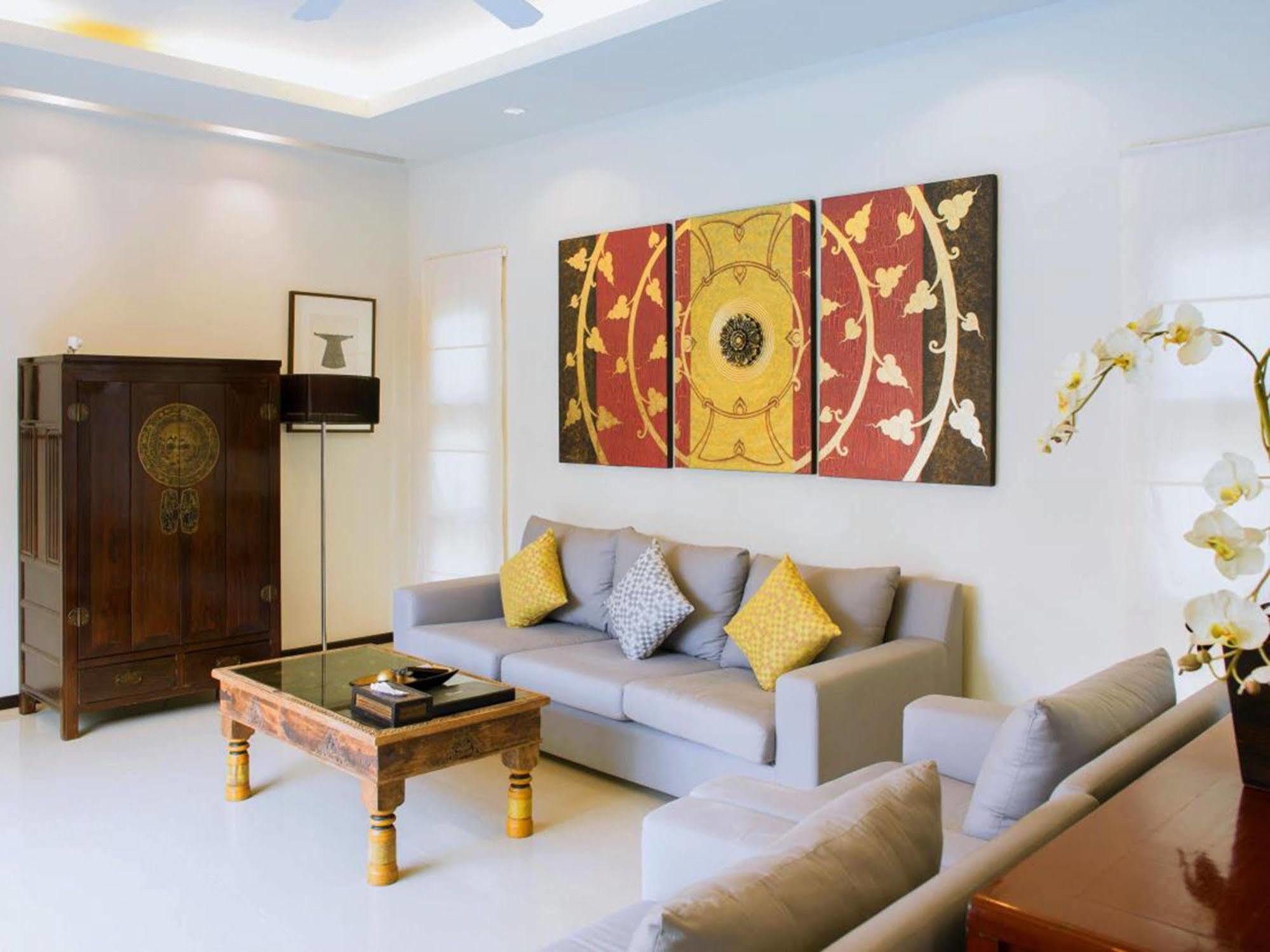 Two Villas Holiday Oriental Style Layan Beach Phuket Buitenkant foto